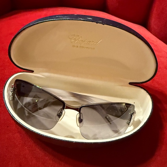 INCREDIBLE CHOPARD Y2K SUNGLASSES! - Picture 6 of 9